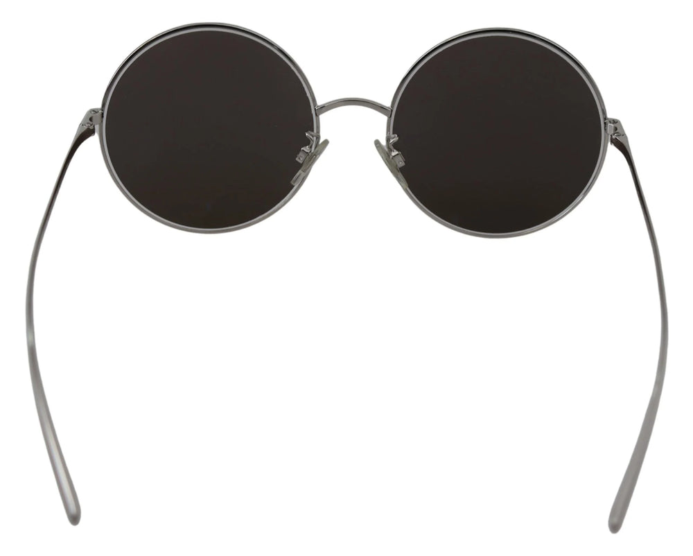 Seitenansicht der silberfarbenen Dolce & Gabbana-Sonnenbrille mit schlanken Bügeln und raffinierter italienischer Handwerkskunst.