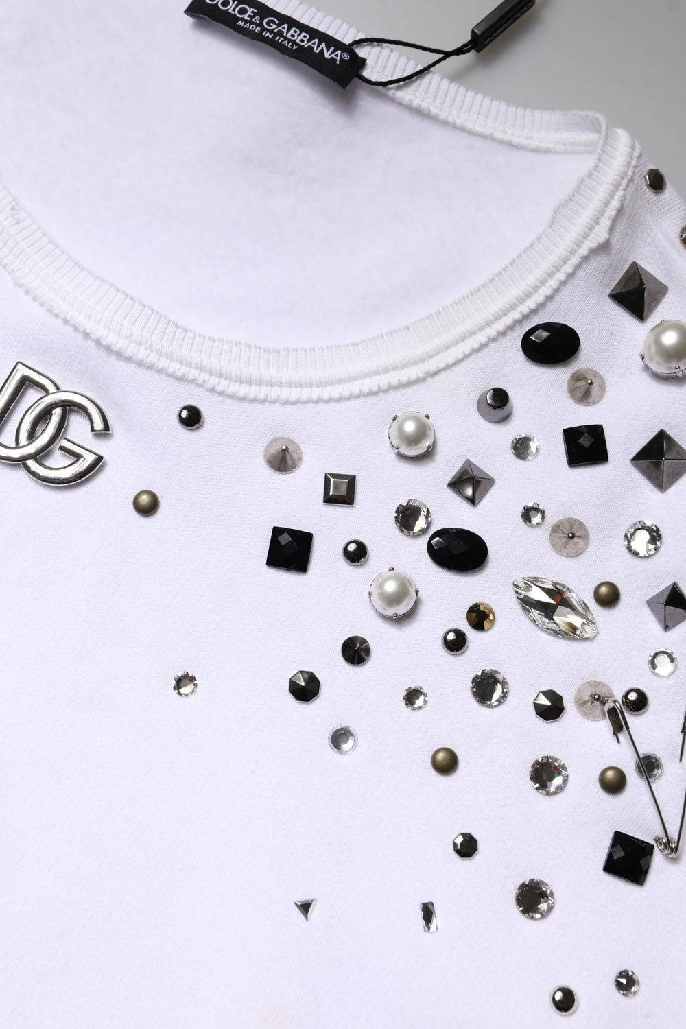 Dolce & Gabbana White Embellished Long Sleeve Cropped Sweater - IT40|S - Sweaters