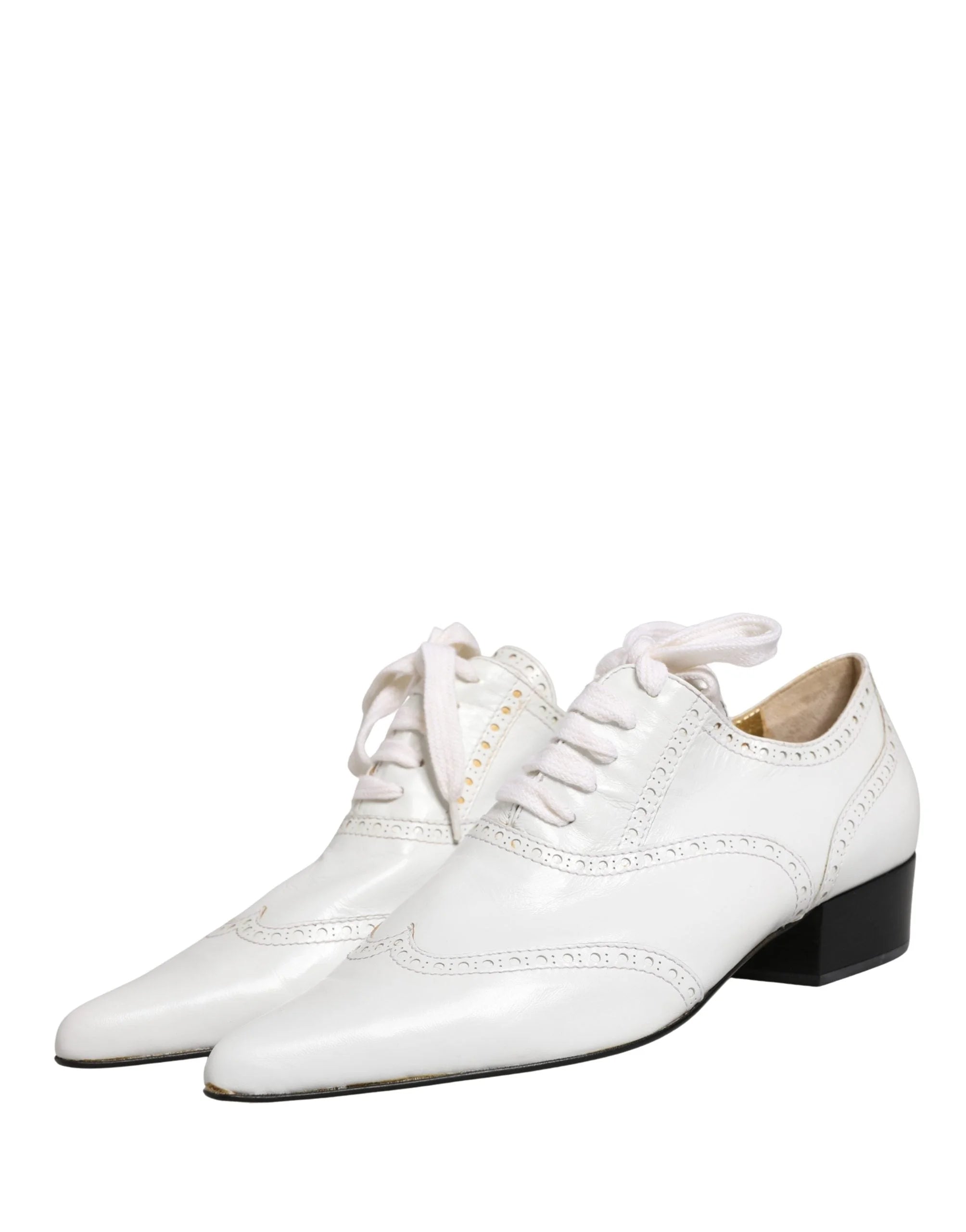 Dolce & Gabbana fehér bőr oxford cipők, lakkeselyűs fűzővel - EU39/US8.5