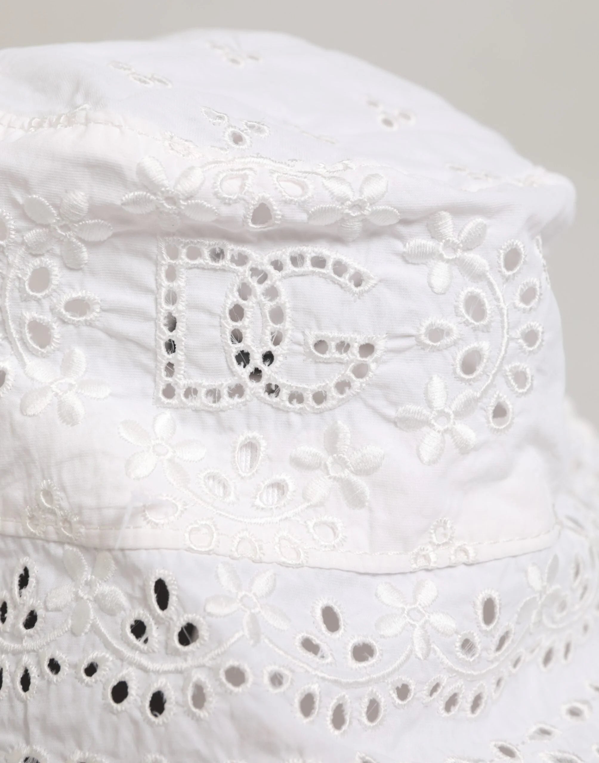 Dolce & Gabbana White Nylon Cut Out Bucket Logo Capello Hat - 57 cm|S - Bucket Hats