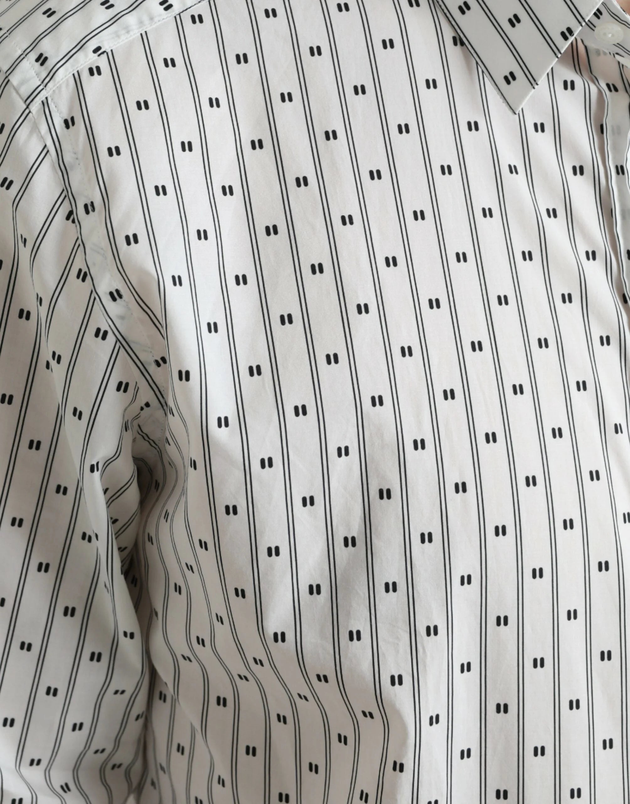 Dolce & Gabbana White Patterned Men GOLD Formal Dress Shirt - IT39 | S - Shirts