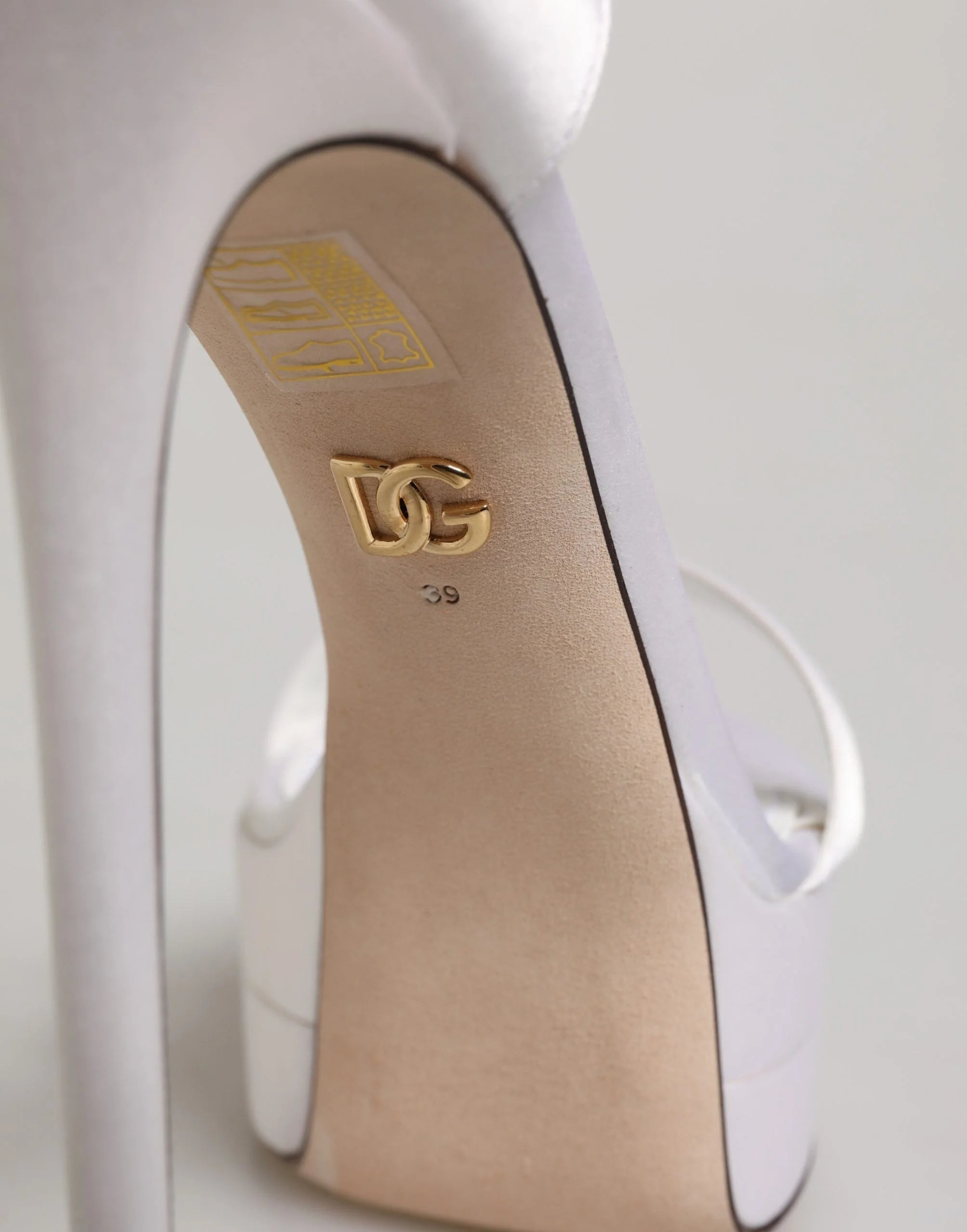 Sandálias Plataforma Brancas com Correia ao Torno do tornozelo da Dolce & Gabbana - EU39/US8.5 - Sandálias