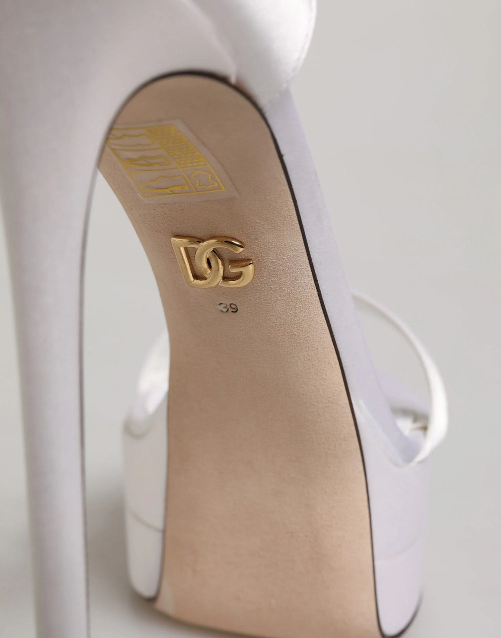 Sandálias Plataforma Brancas com Correia ao Torno do tornozelo da Dolce & Gabbana - EU39/US8.5 - Sandálias