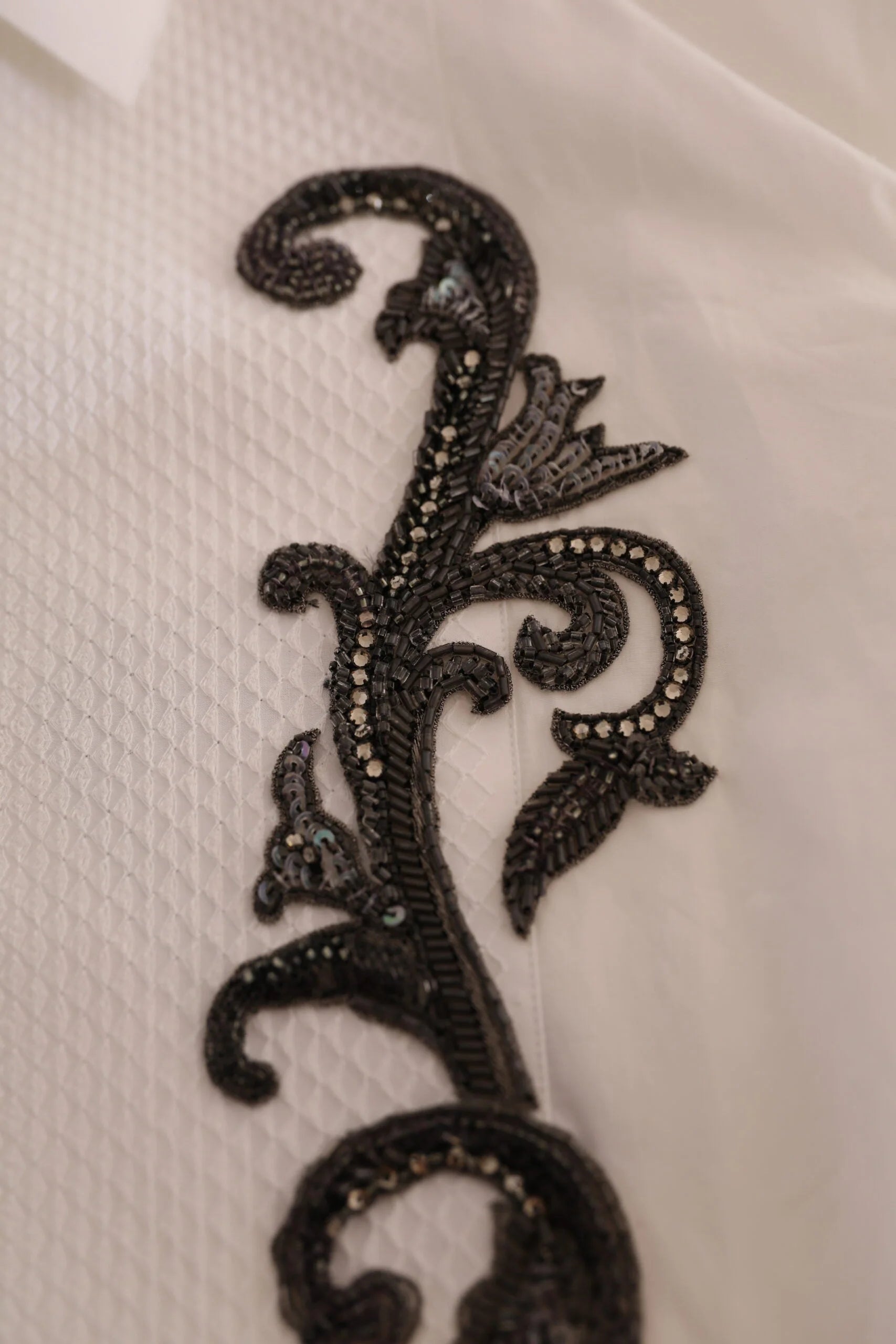 Dolce & Gabbana White Tuxedo Slim Fit Baroque Shirt - IT38 | XS - Shirts