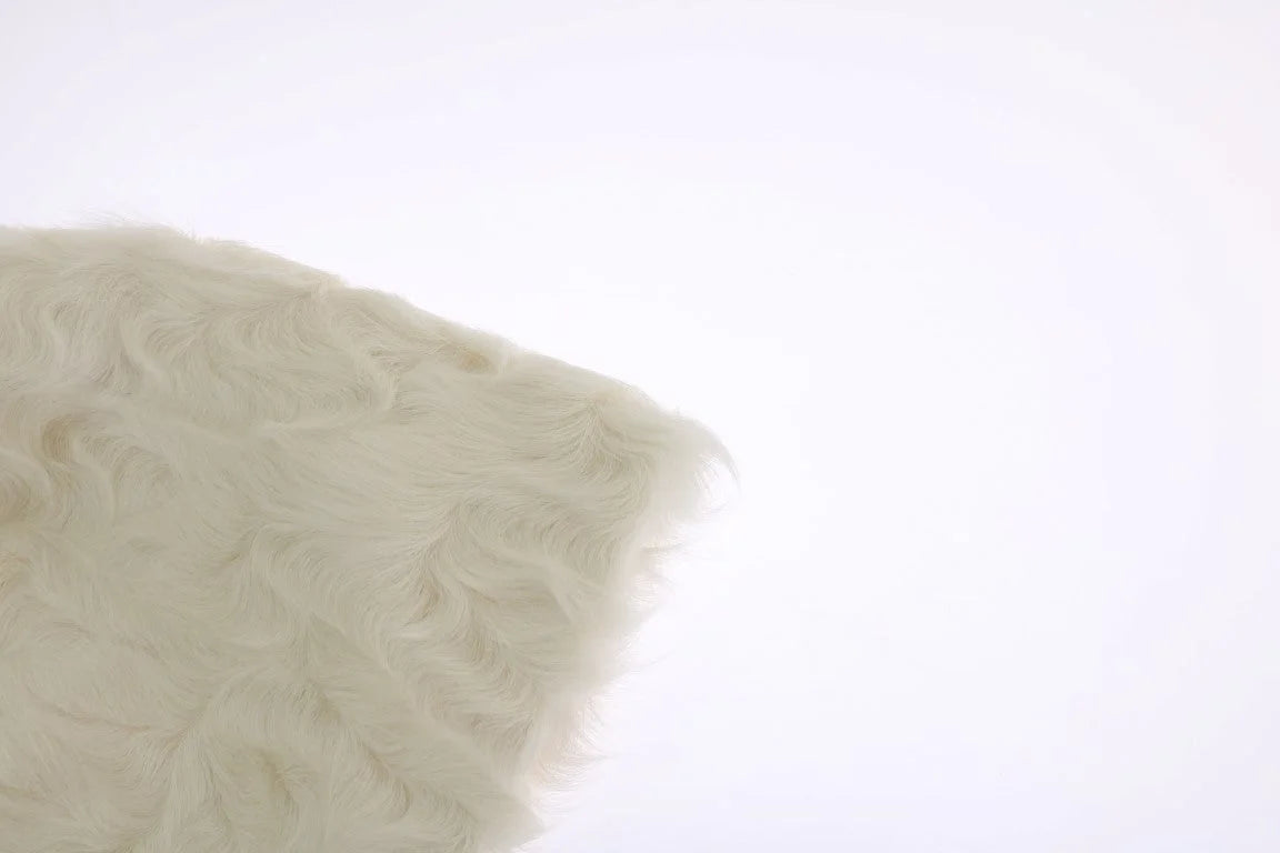 Dolce & Gabbana White Xiangao Lamb Fur Beanie - 56 cm|XS