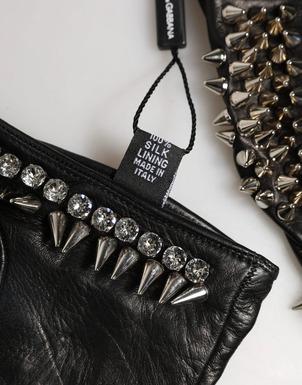 Dolce & Gabbana Dames Zwarte Vertekende Handschoenen Tot Aan De Pols - 9 | M