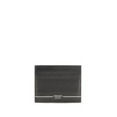 Vedere interioara a portofelului negru din piele Ferragamo, aratand sloturi organizate pentru carduri si maiestrie italiana premium.