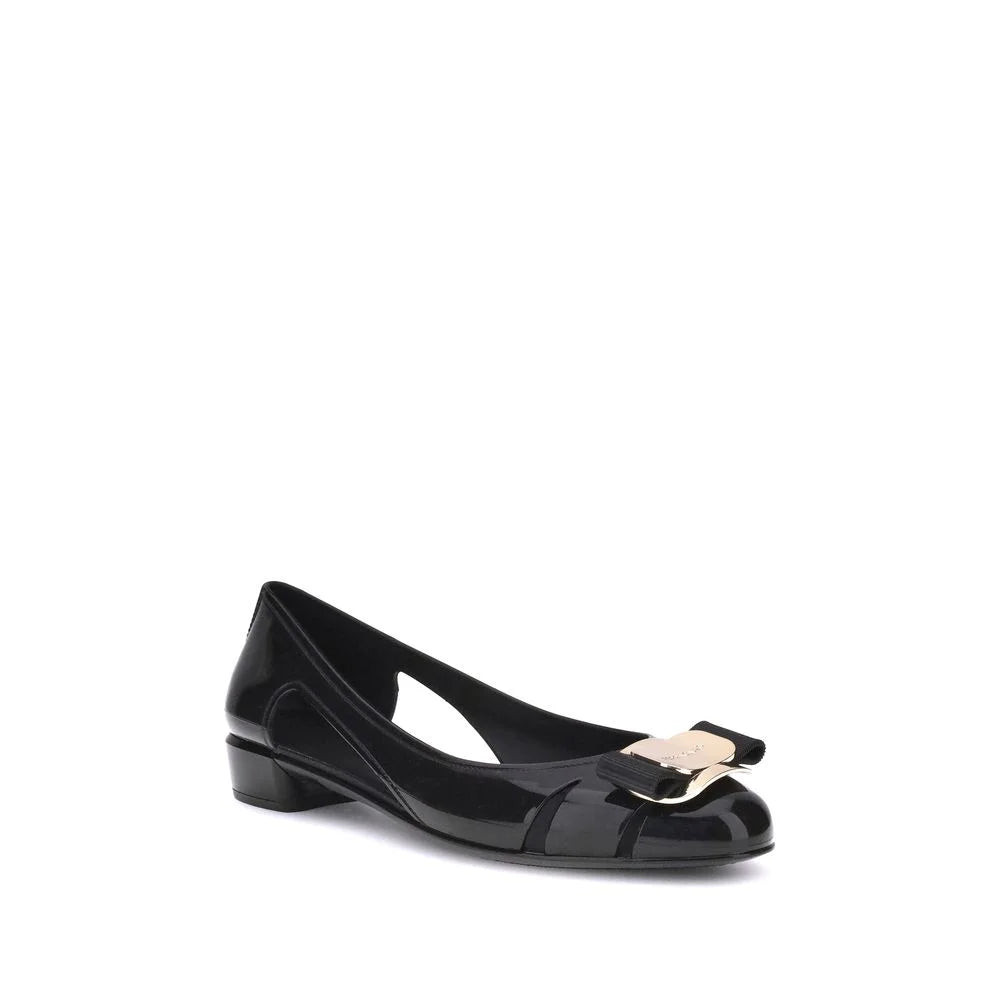 Ferragamo Rubber Ballerina - EU40/US10 - Flats
