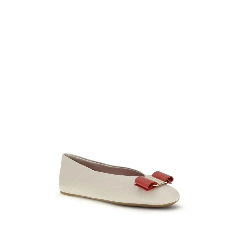 Ferragamo White Calf Leather Bos Taurus Ballet Flats - EU37/US7