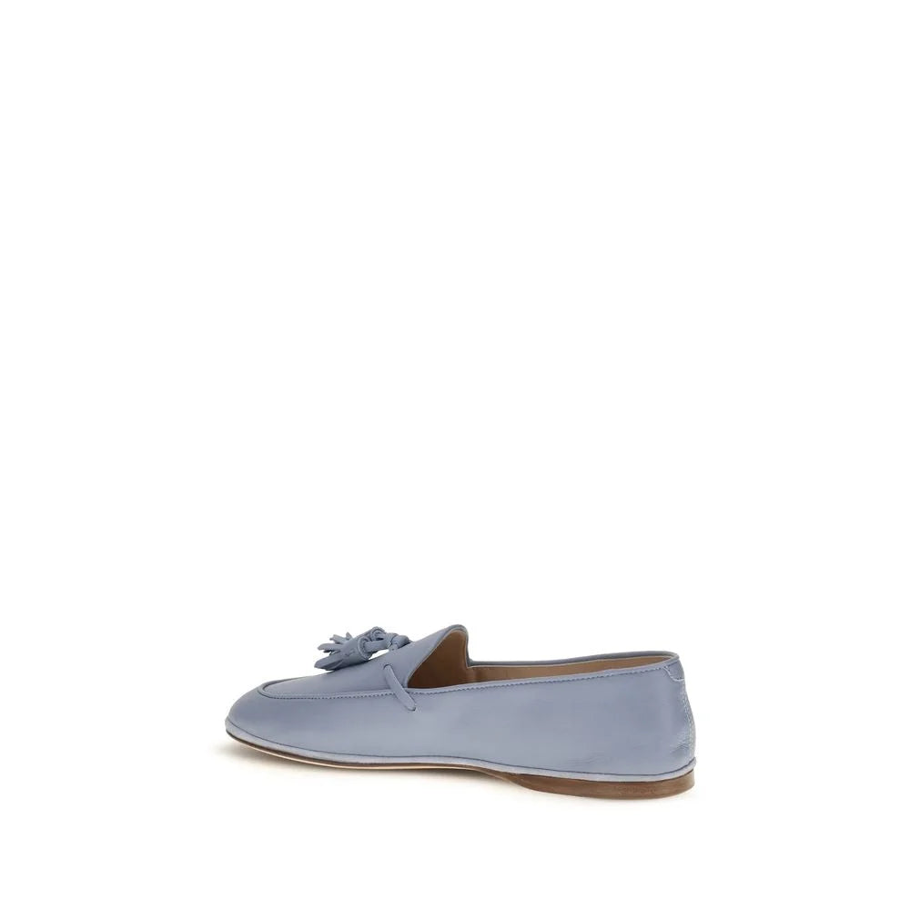 Achterkant van de Fratelli Rossetti Bos Taurus loafers, met de gestructureerde hiel en hoogwaardige blauwe kalfshuid.