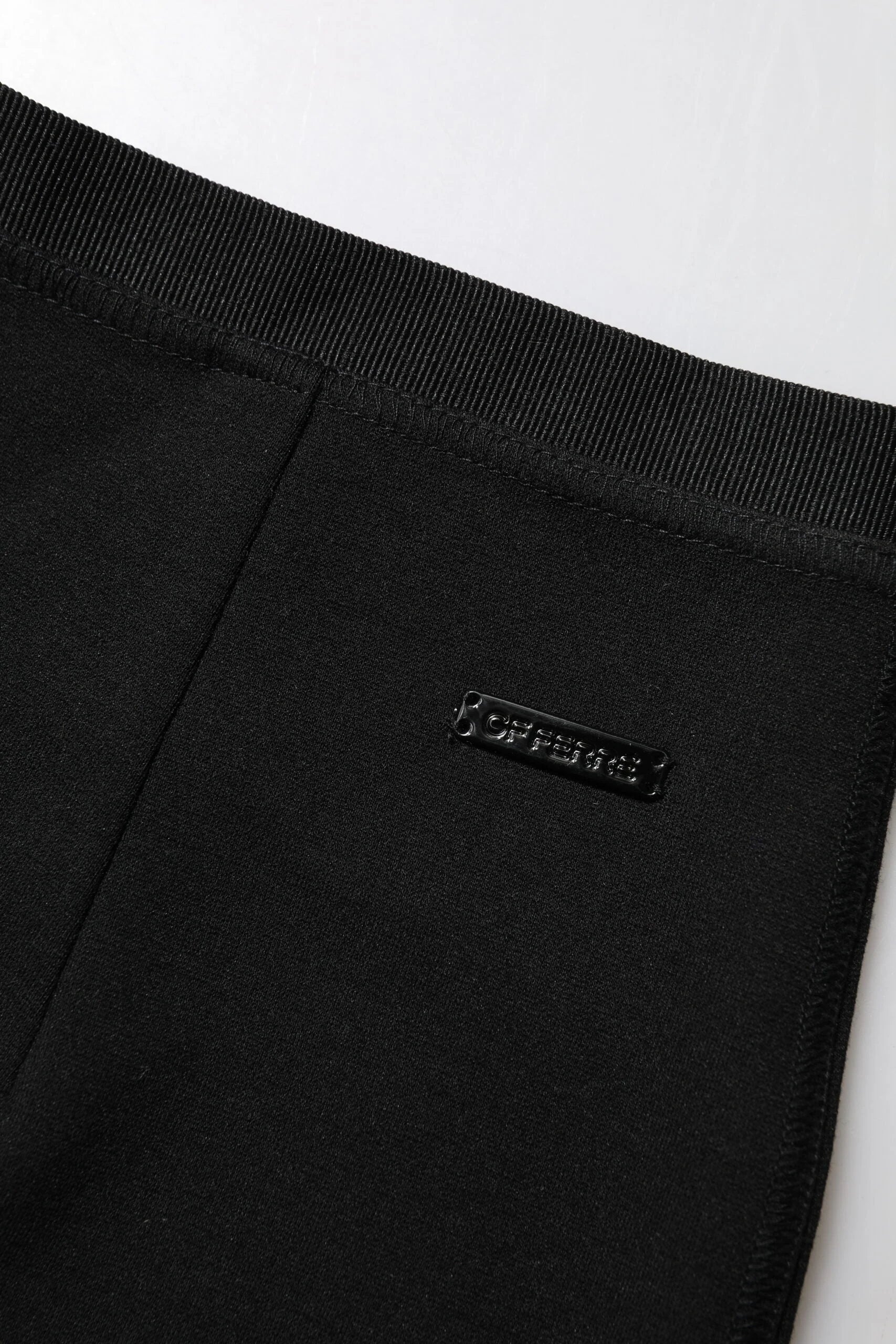 GF Ferre Black Polyester Pencil Cut Knee Length Skirt - IT42|M
