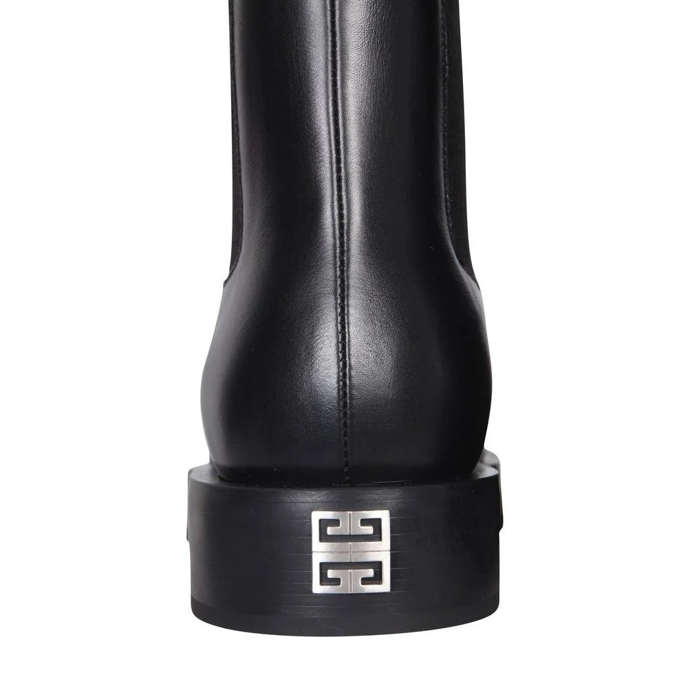 Givenchy Black Calfskin Chelsea Boots - EU42/US9