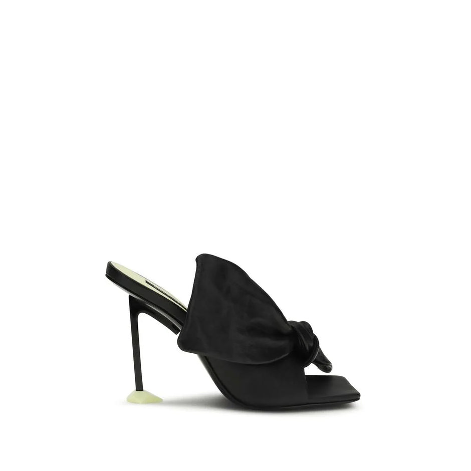 Givenchy Svarte Lamb Ovis Aries Sandaler