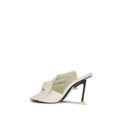 Givenchy Valkoiset Lampaanvuodan Ovis Aries Sandaalit