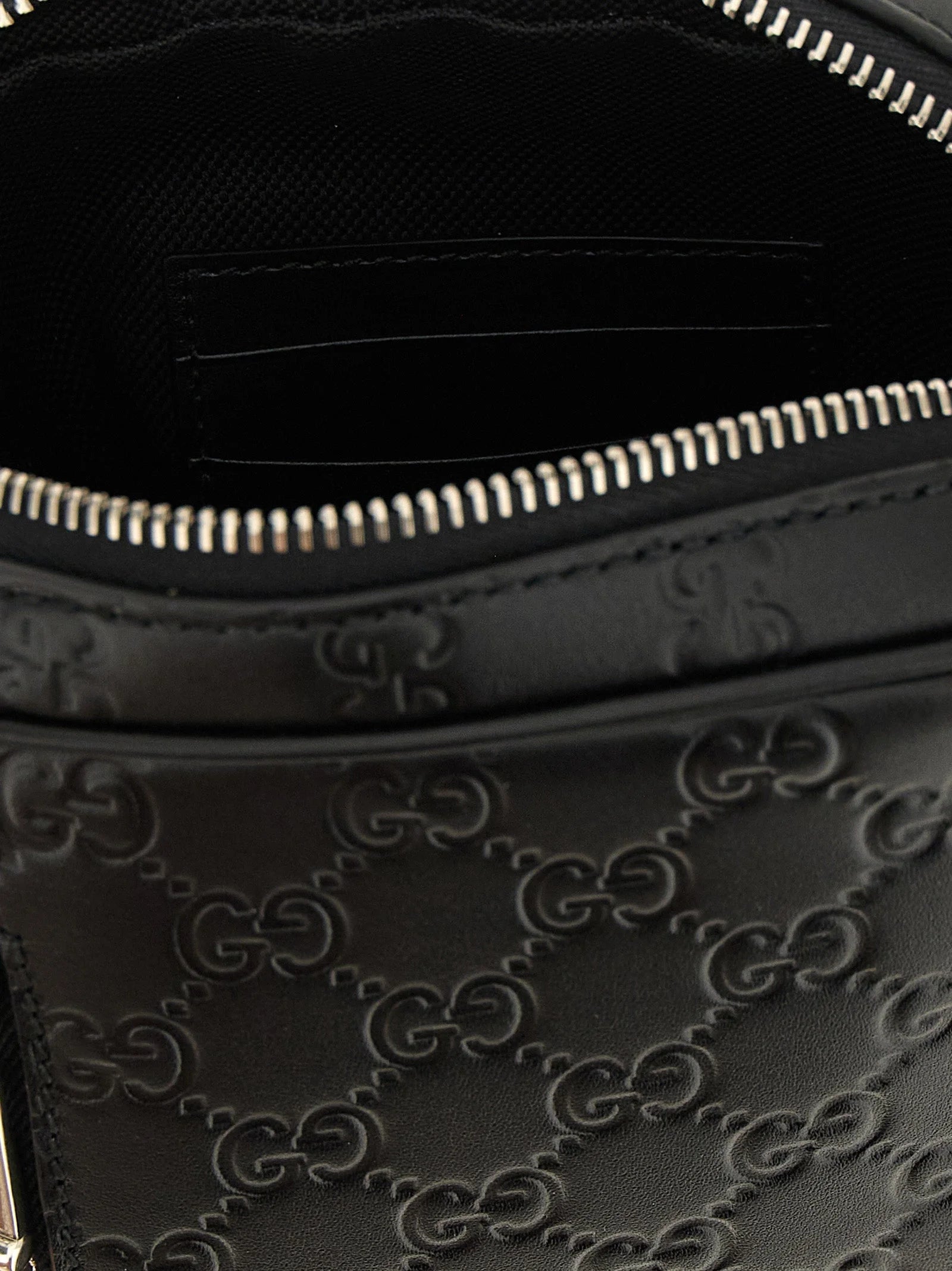 Gucci svart kalveskinn skulderveske
