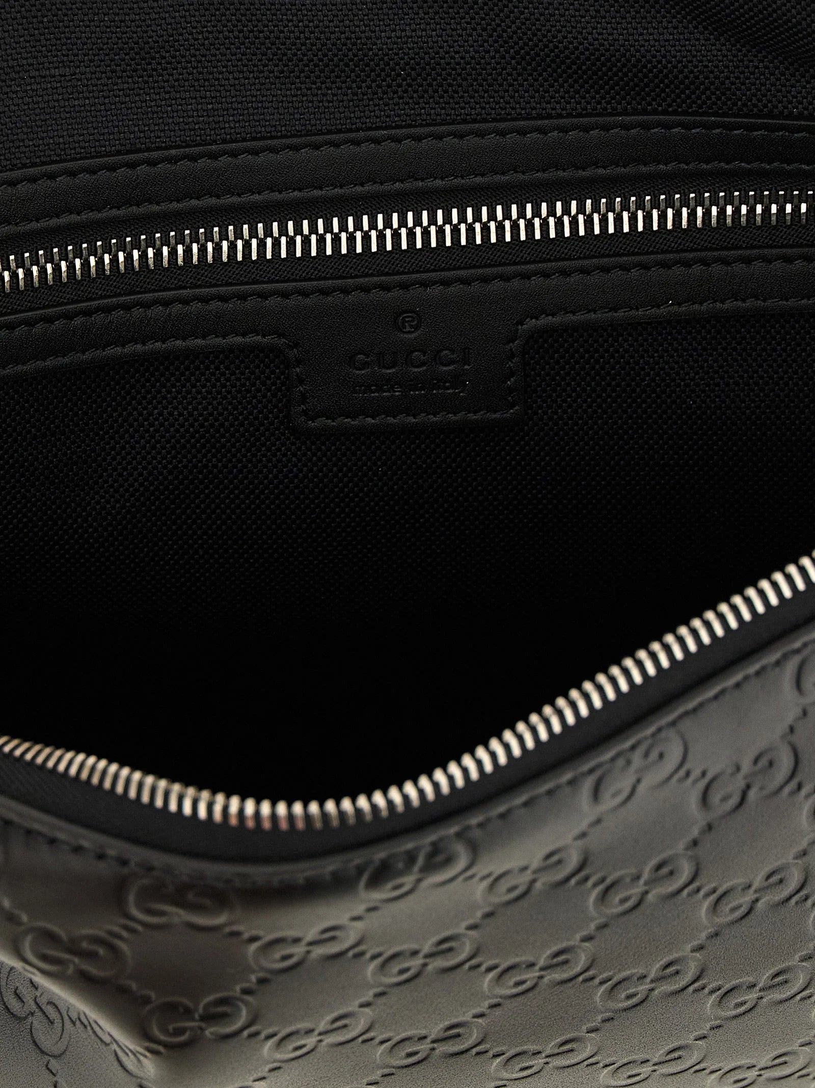 Gucci Schwarze Kalbsleder-Umhängetasche