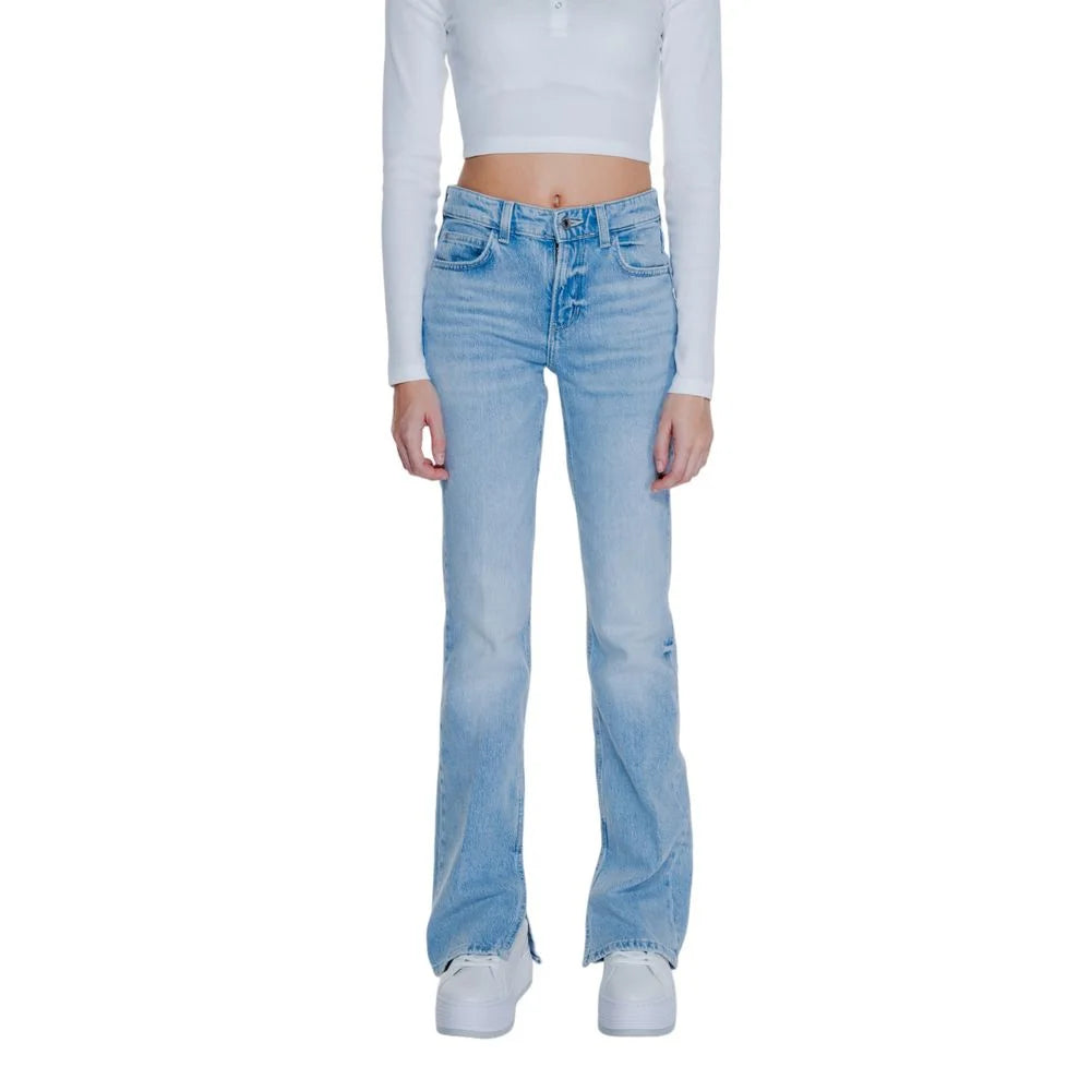 Guess Light Blue Cotton Mom Jean - W33