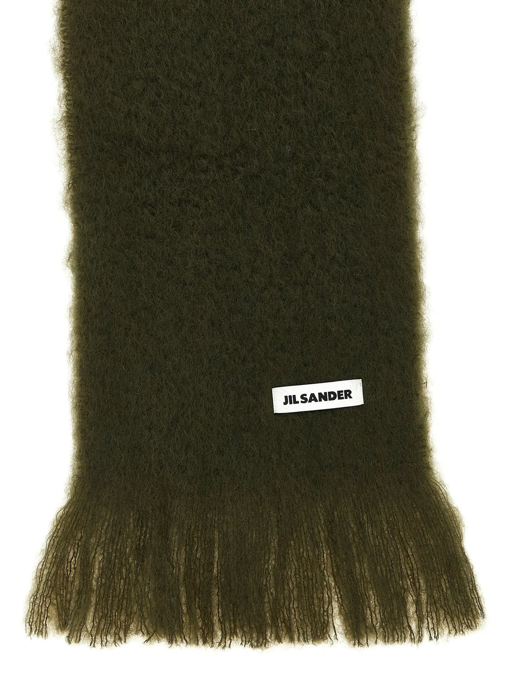 מבט צד על הצעיף הדו-גוני של Jil Sander, המדגיש את הניגוד בין שני הגוונים הנייטרליים ואת הנפילה הרכה של הצמר.