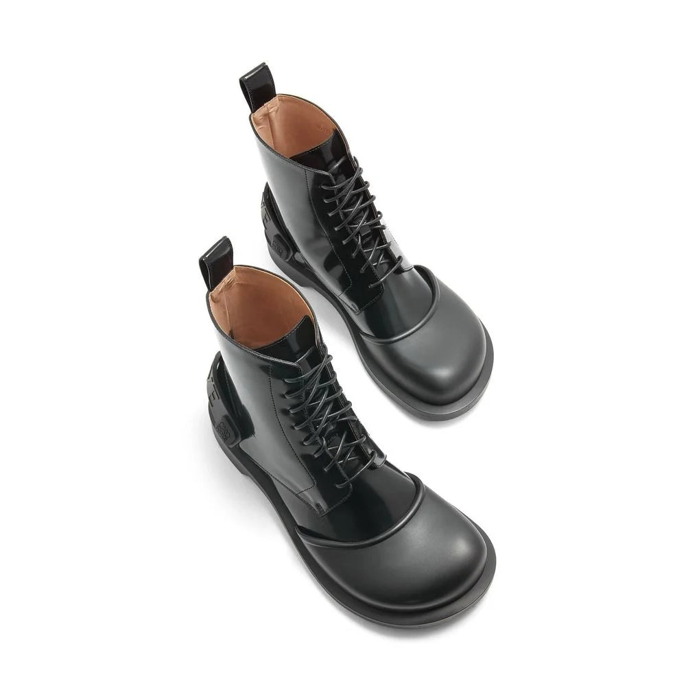 Loewe Black Calfskin Lace-Up Boots - EU42/US9