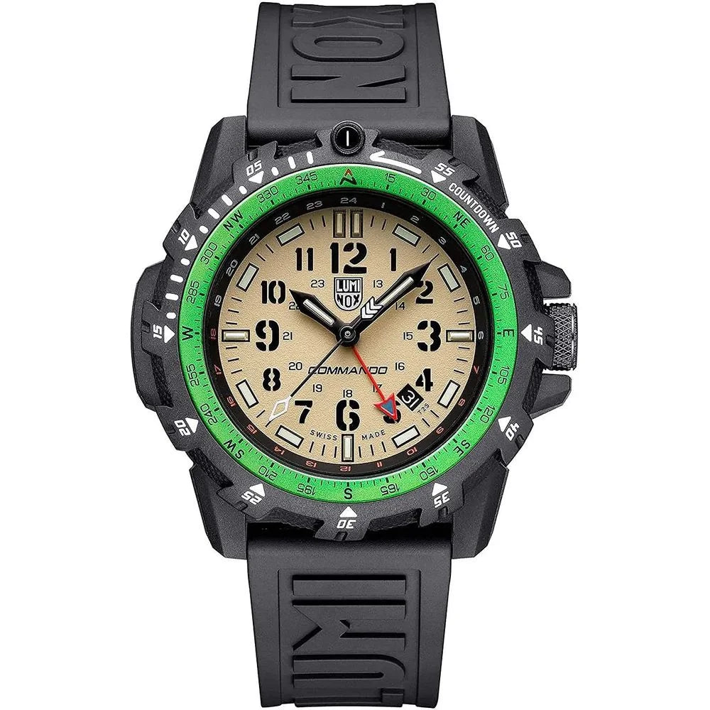 Luminox Fekete Müanyag Sport Óra