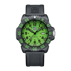 Montre de sport en résine noire Luminox - Montres