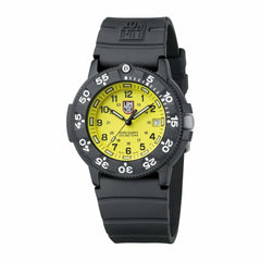 Montre de sport Luminox en caoutchouc noir - Montres