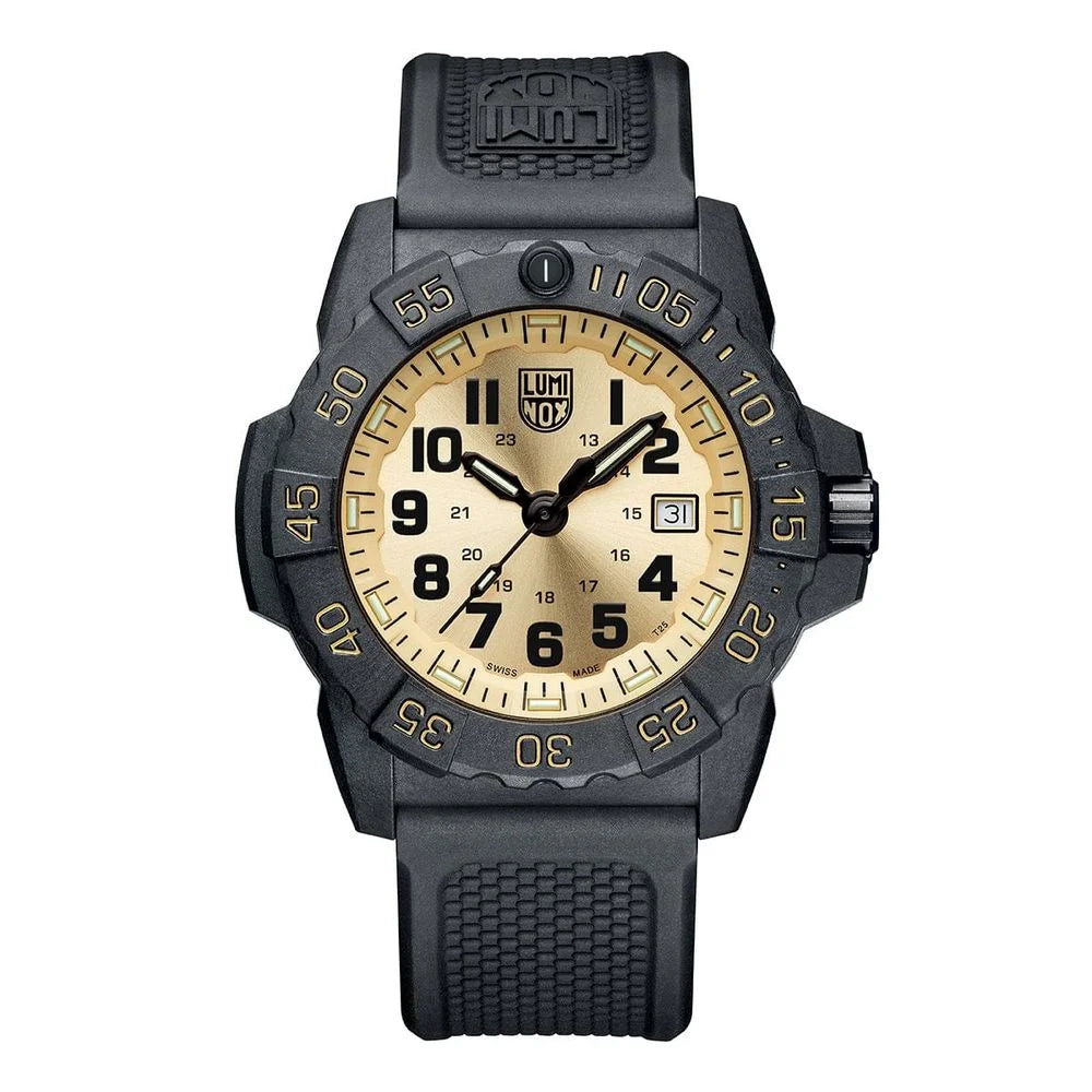 Luminox fekete gumi sportóra - Órák