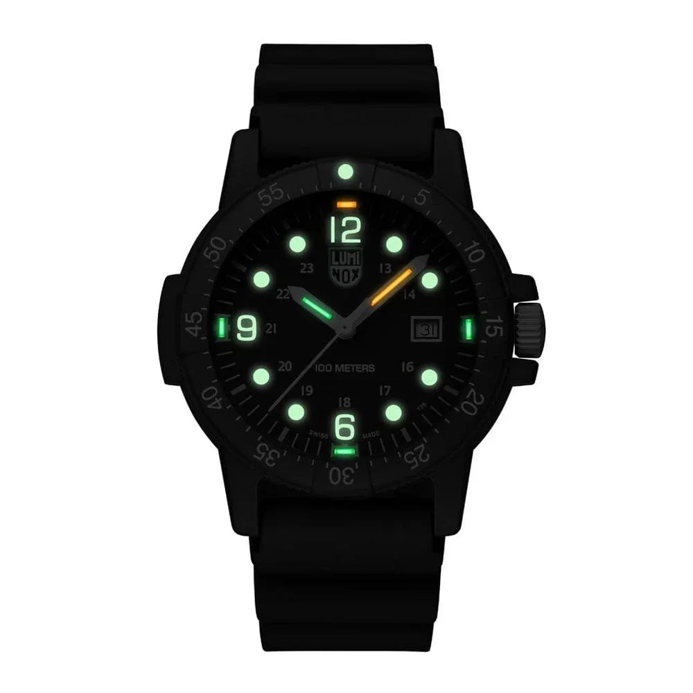 Zegarek sportowy Luminox czarny gumowy - Zegarki