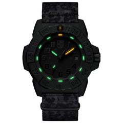 Luminox Šedé hodinky Sport - Hodinky