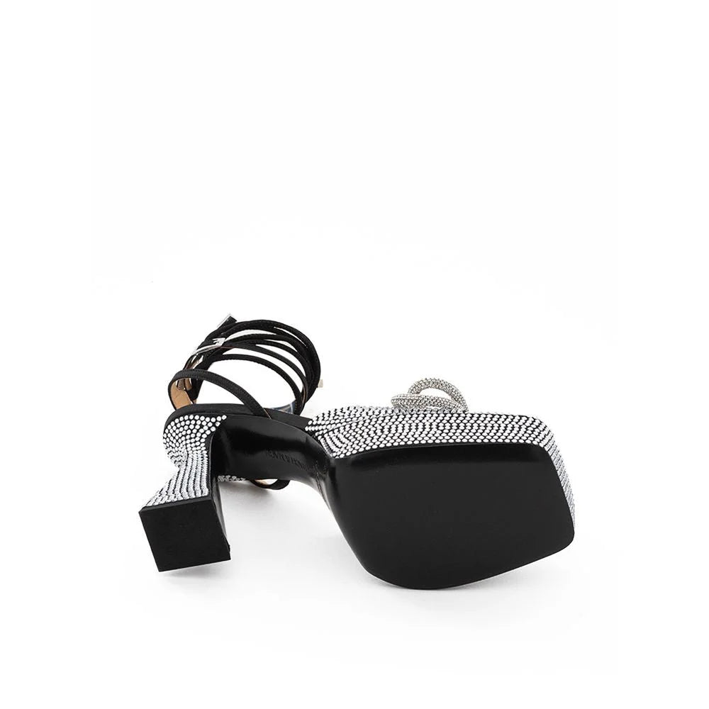 MACH & MACH Chic Black Leather Platforms for Elevated Style - EU38/US8 - Sandals