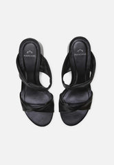 Mangará Atelier Black Goat Leather Mules Xaxim – Women’S 6.5 Cm Block Heel Sandals