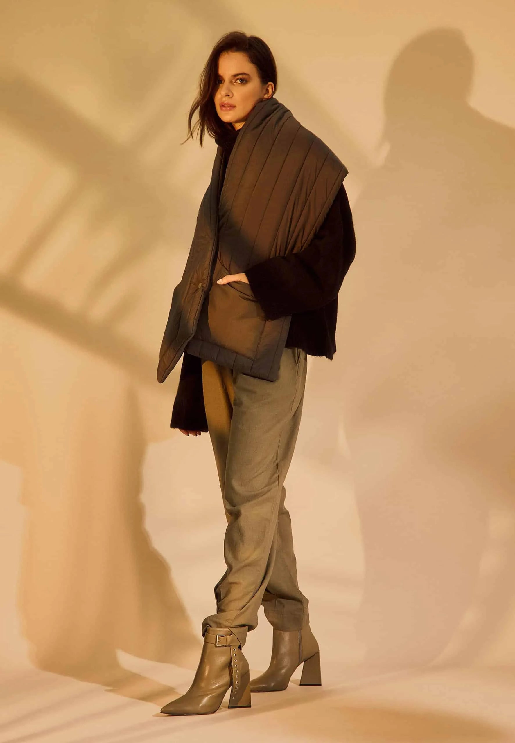 Mangará Atelier Salvia Green Leather Heeled Ankle Boots – Pointed Toe Elegant Design