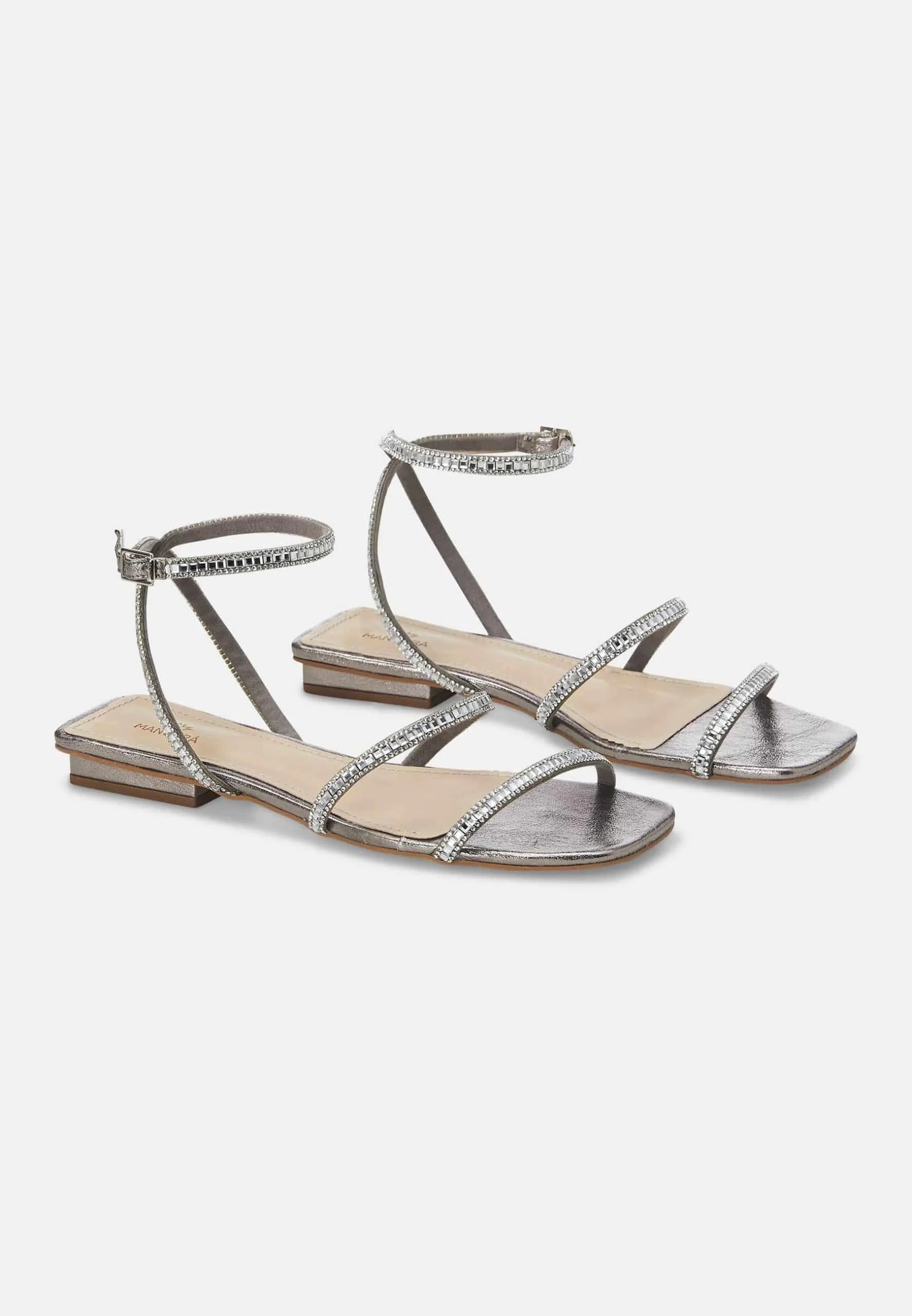 Mangará Atelier Silver Leather Flat Sandals – Handcrafted With Crystal Straps
