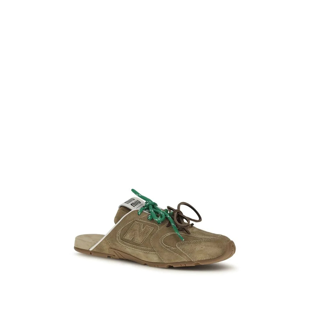 Miu Miu Beige Calf Leather Bos Taurus Athletic Sneakers - EU40/US10