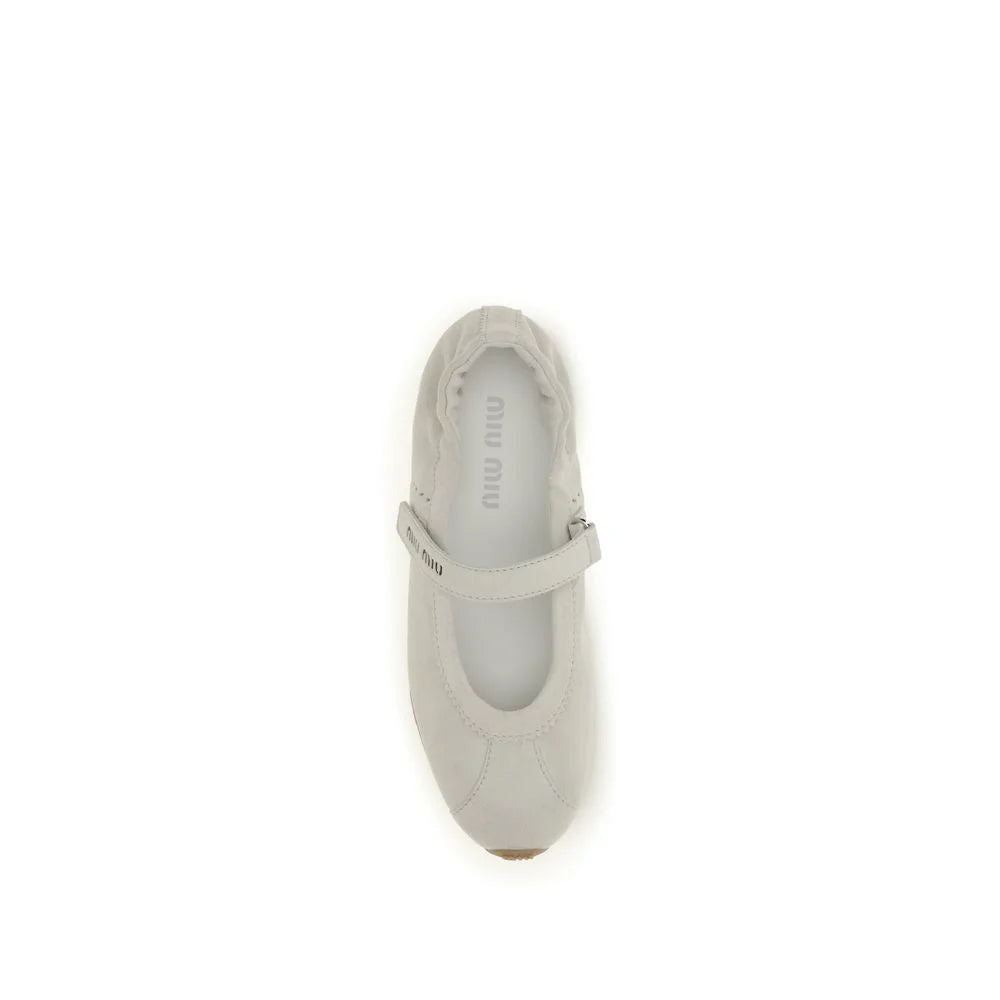 Miu Miu White Calf Leather Bos Taurus Ballet Flats - EU38/US8