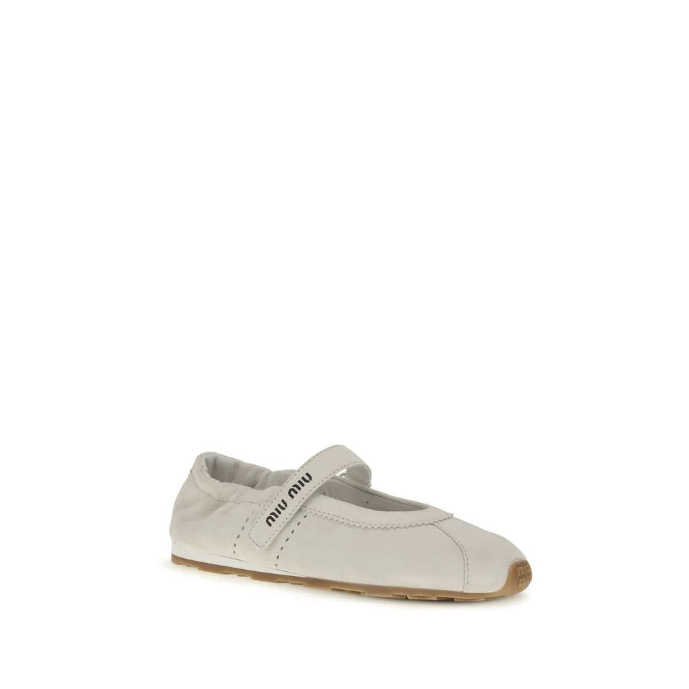 Miu Miu White Calf Leather Bos Taurus Ballet Flats - EU38/US8