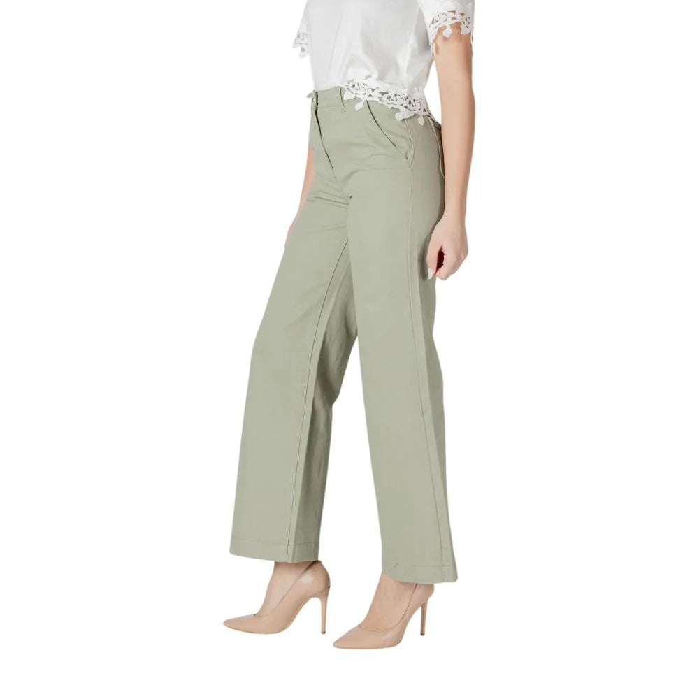 Morgan De Toi Green Cotton Relaxed Fit Jean - Jeans