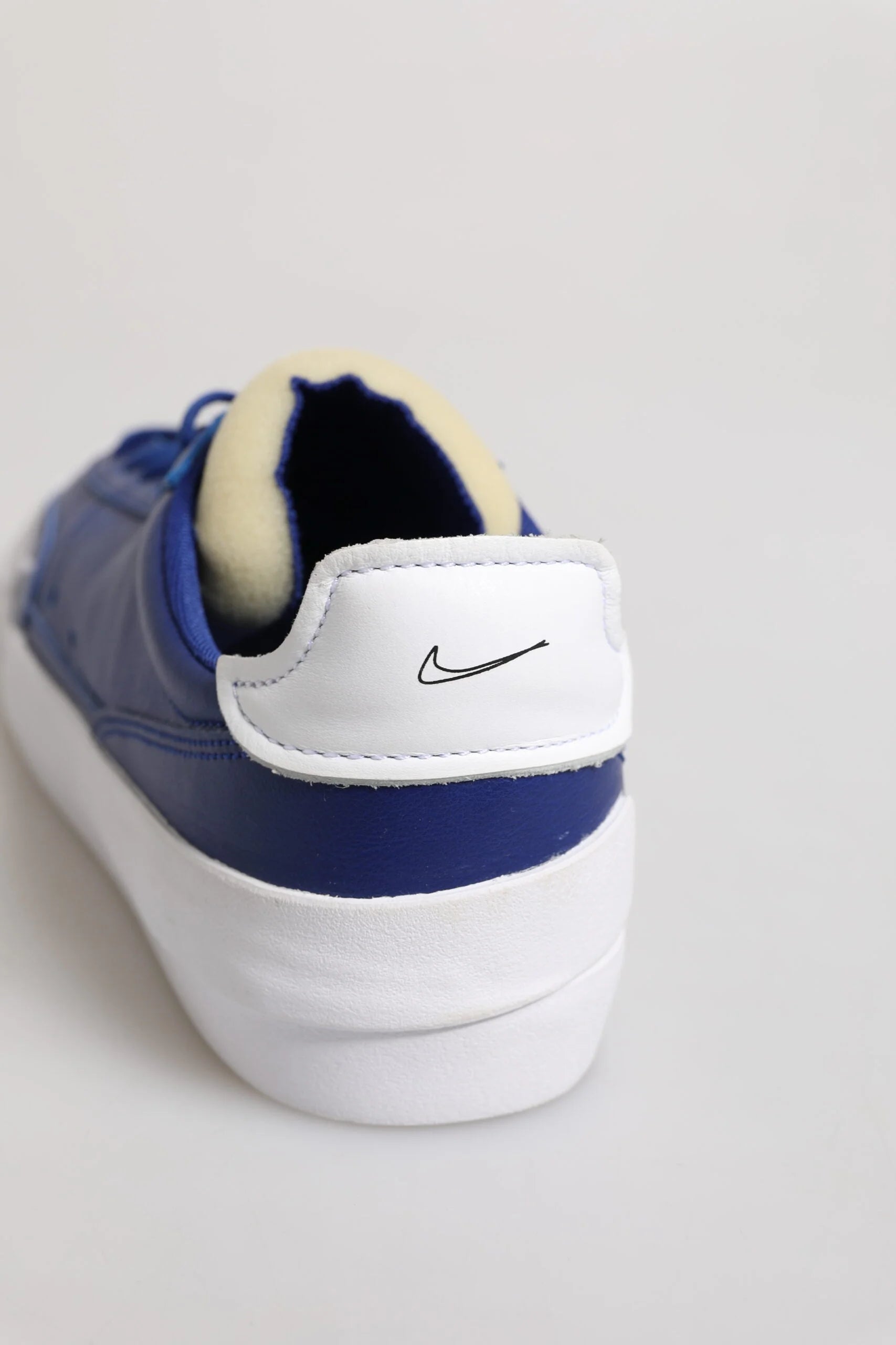 Nike White Blue Lace Up Low Top Drop-Type PRM Sneakers Shoes - EU40.5/US7.5 - Sneakers
