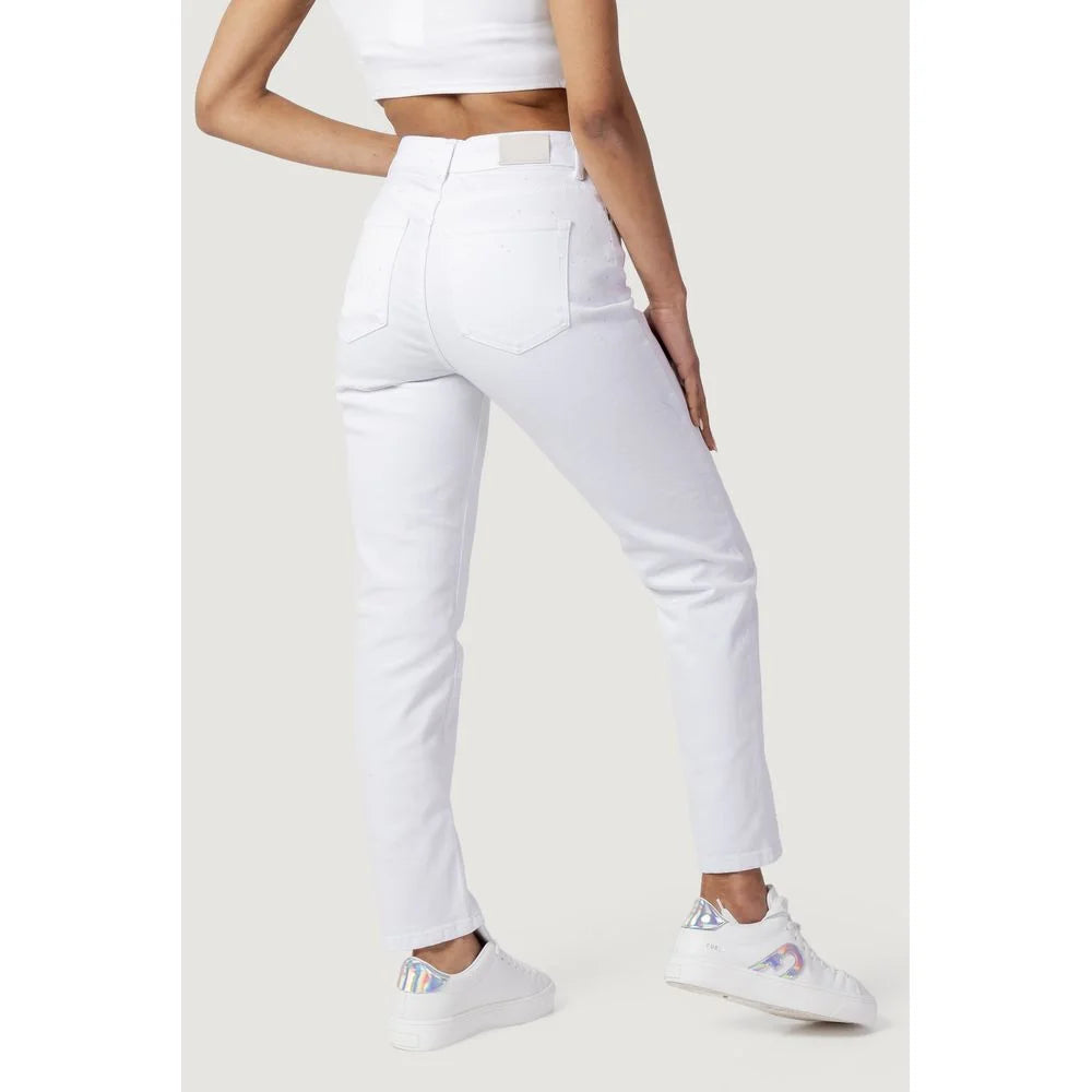Only White Cotton Mom Jean - Jeans