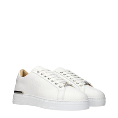 Perfil lateral dos ténis de couro branco da Philipp Plein mostrando o design baixo e elegante e a sola de borracha durável.