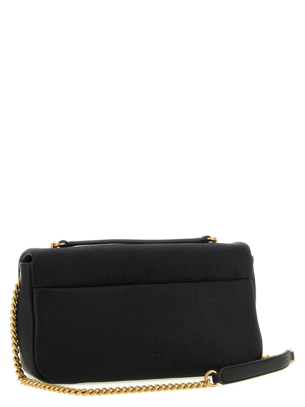 Perfil lateral del bolso de cuero negro PINKO que muestra su estructurada silueta de acordeón y correa de cadena delgada en tono dorado.