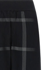 PLEATS PLEASE ISSEY MIYAKE Black Polyester Casual Pants - One Size