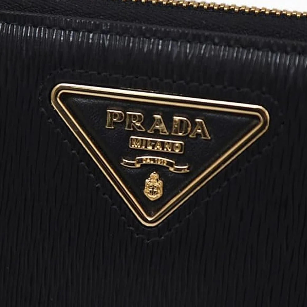 Prada Černá kožená peněženka