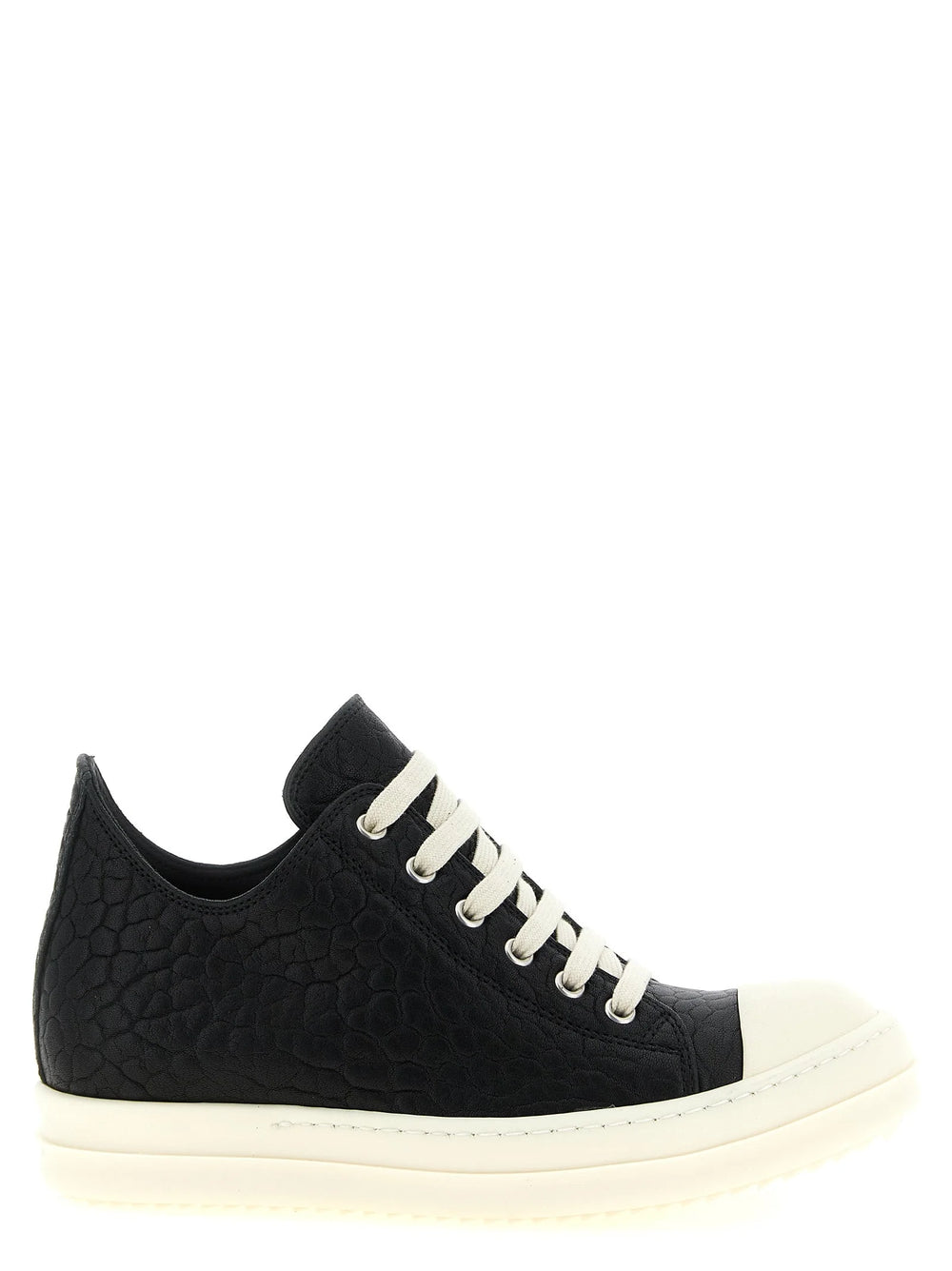 Buty Rick Owens o niskim profilu w dwóch kolorach ze skóry jagnięcej w minimalistycznym kontrastowym designie w kolorach czerni i bieli.
