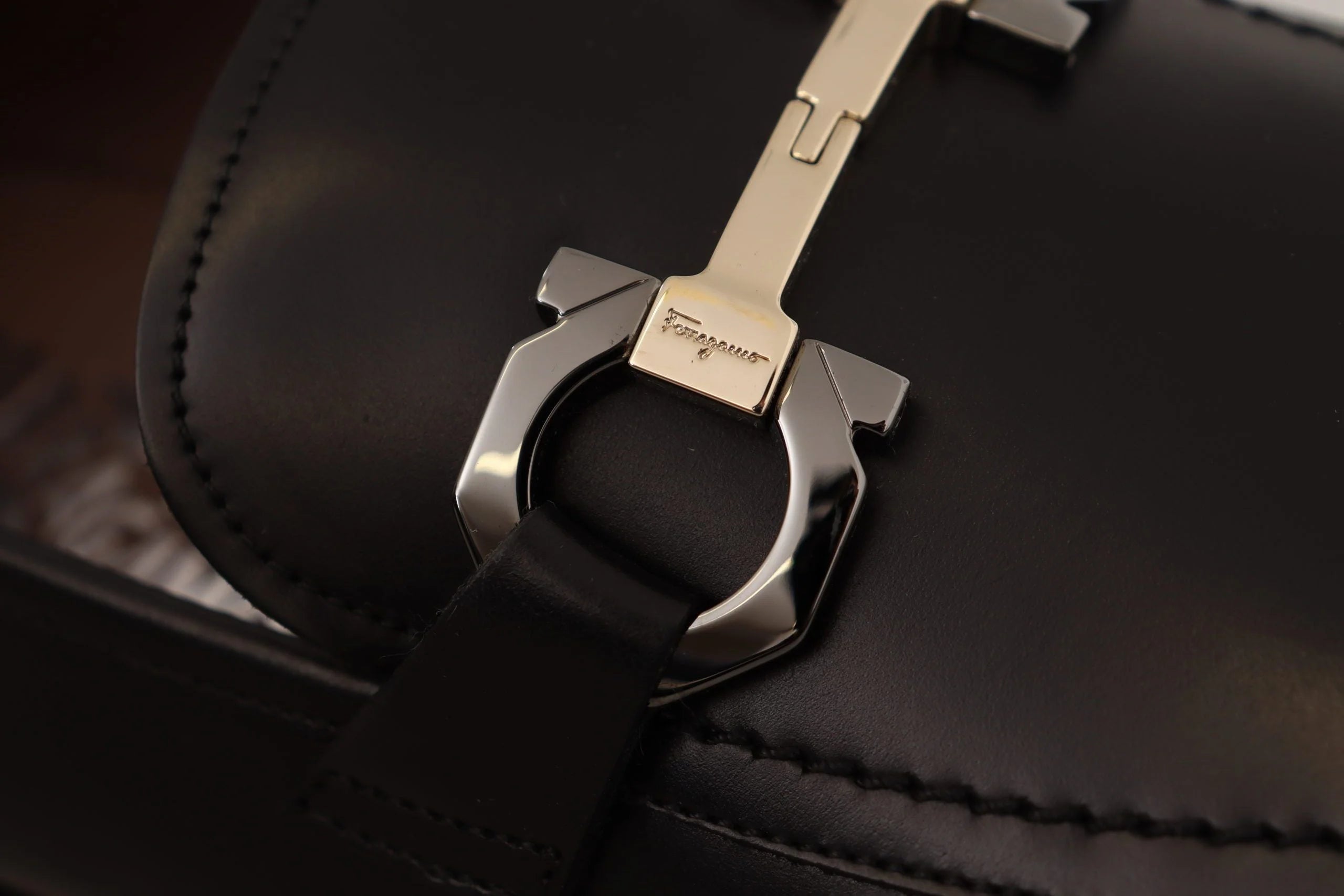 Salvatore Ferragamo Suave Black Leather Gancio Bit Loafers - Flats