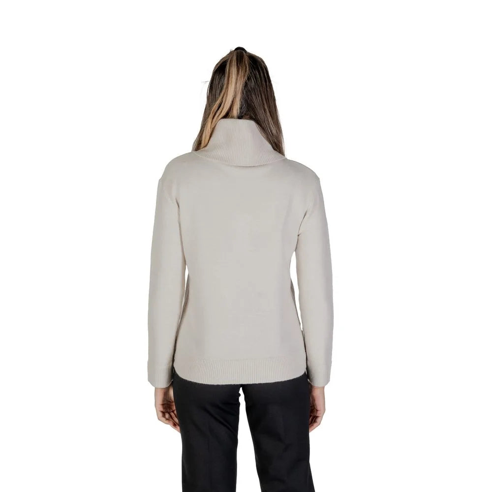 Street One Cream Viscose Turtleneck