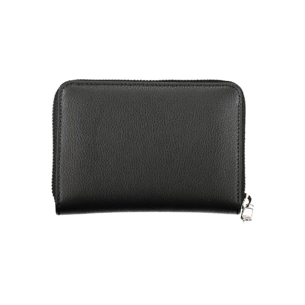 Tommy Hilfiger Elegant Black Zip Wallet with Multiple Compartments - Wallets