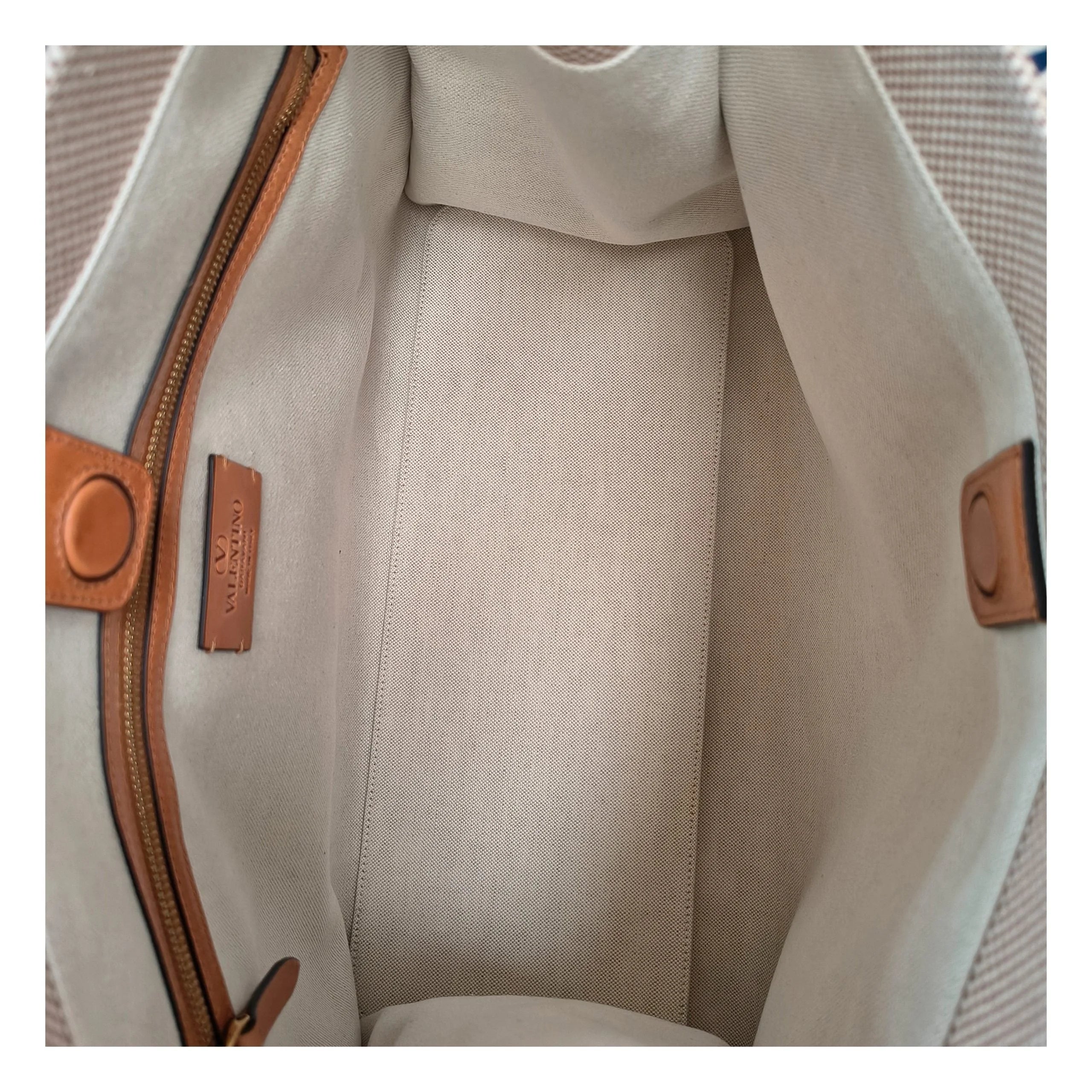 Valentino Garavani Beige Fabric Handbag