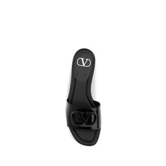 Valentino Garavani Black Calf Leather Bos Taurus Flat Sandals