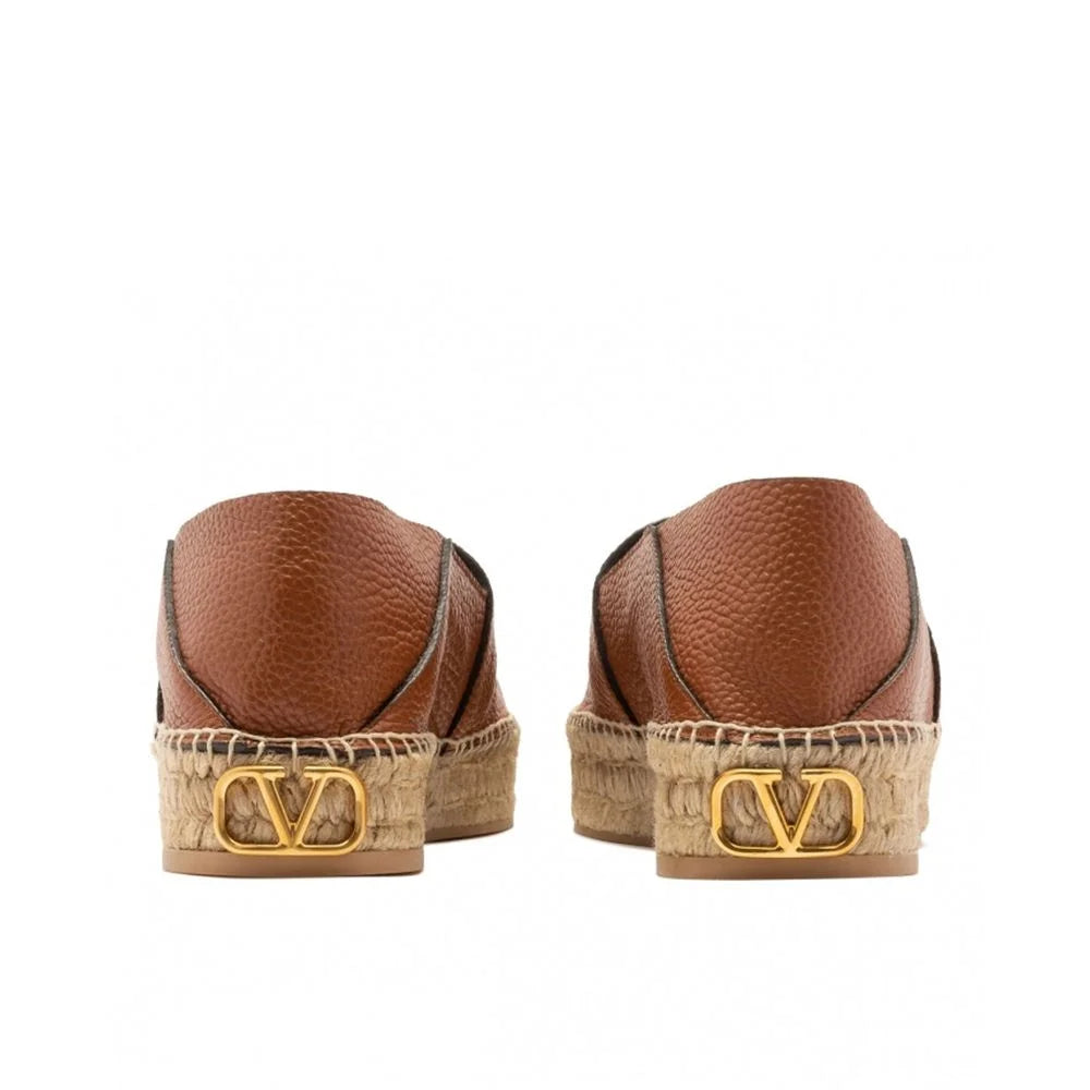 Valentino Garavani Logo-Plaque Leather Espadrilles - EU42/US9 - Flats